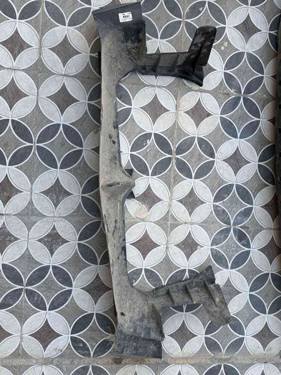 السلام عليكم 
للبيع غراض  سمند سورن 
دعاميه اماميه لون اصفر
جاملغ جهة اليسار لون اصفر
زوج لايتات بالكارتون 
درع امامي 
وبعد غراض 
مكان بابل 
ورقم
 ***********
*********** واتس اب حلة, بابل
