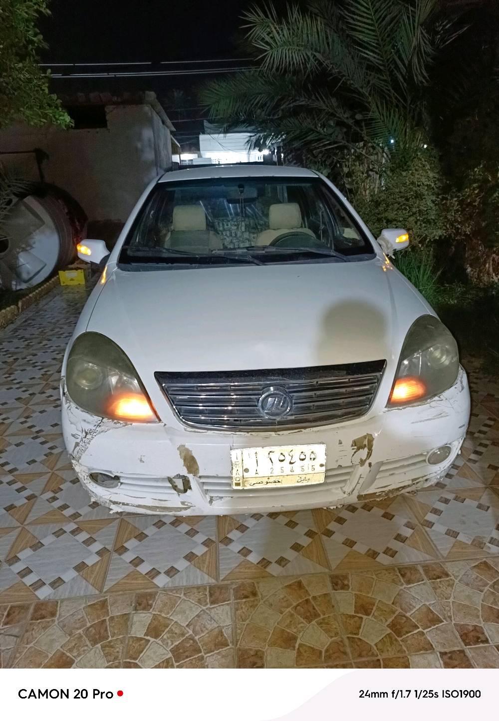 سيارة ليڤان موديل 2013محرك وگير كورلا حاوية شرط فحص كهربائات كلها مكفولة اشاير بلمري اصدار 520المرغوب بيها مجال للطيبن