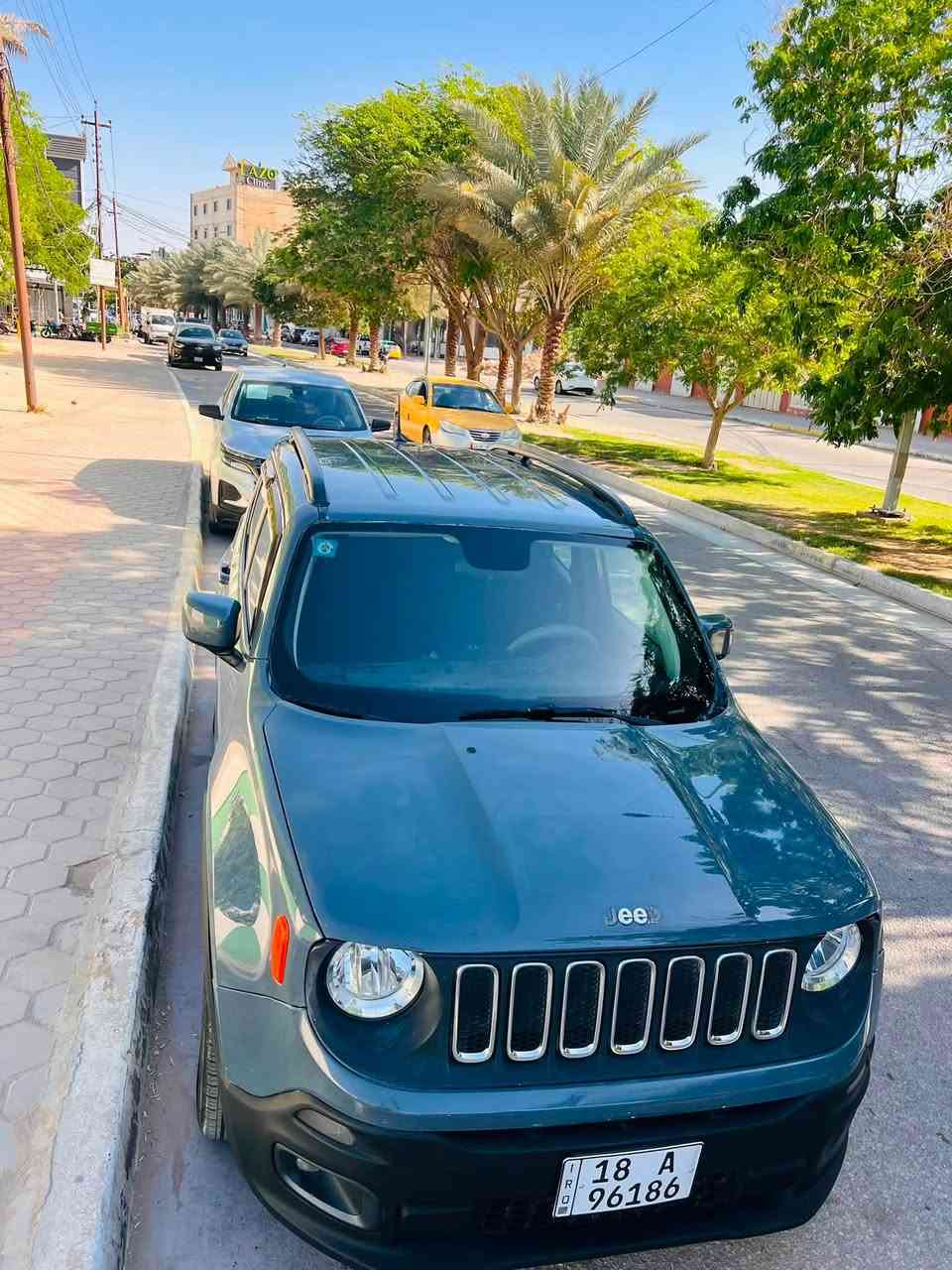 السعر 100 وبيها مجال
رقم بابل الجديد
موديل 2018 بأسمي

✅ ️اربعة سلندر
✅️ محرك 2400
✅️ تبريد ثلج
✅️ حساسات خلفيه 
✅️ بصمة تشغيل
✅️ شاشة

📍 كربلاء ***********
