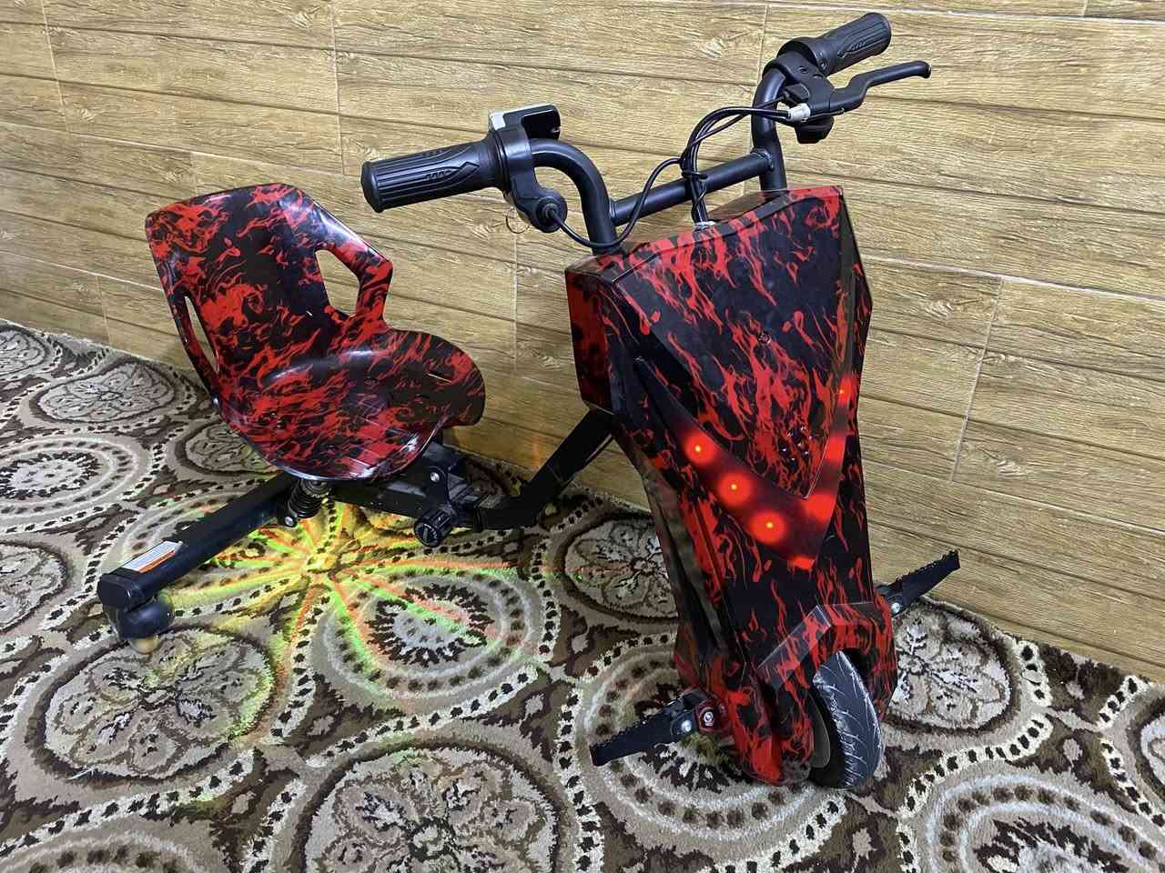 درفت
السلام عليكم 
درفت للبيع كاملة 3 سرعات يتحمل وزن ثقيل بطارية 36 v
مع خوذة وكسارات 
صار اقل الشهر من اخذتهه وابني ماعرفلهه زغير
حتى كارتونتهه موجوده السعر 150 مكاني البلديات


**إذا كنت صاحب هذا الإعلان وتريد حذفه لأي سبب، رجاءا أرسل رسالة إلى الدعم الفني**