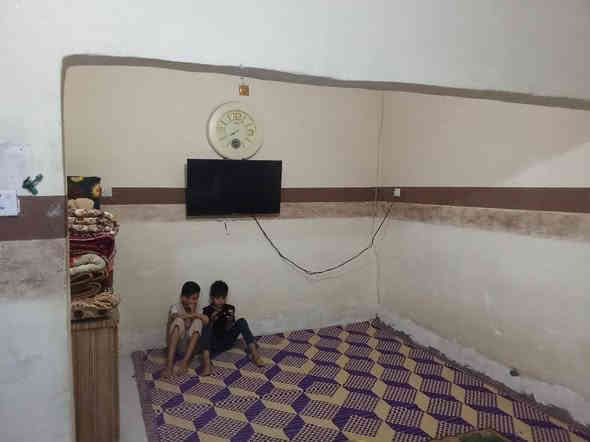 إعلان 
دار طابو صرف محجوز عالمصرف العقاري 
المساحة 200 متر طابقين 
ثلاث مشتملات 
العنوان الاسرى المفقودين 
قريب من دور السكك 
السعر الكلي 160 
مقدمة 80
مطلوب 80 
قسط شهري 416 
للاستفسار اكثر يرجى الاتصال على الرقم التالي 
***********
