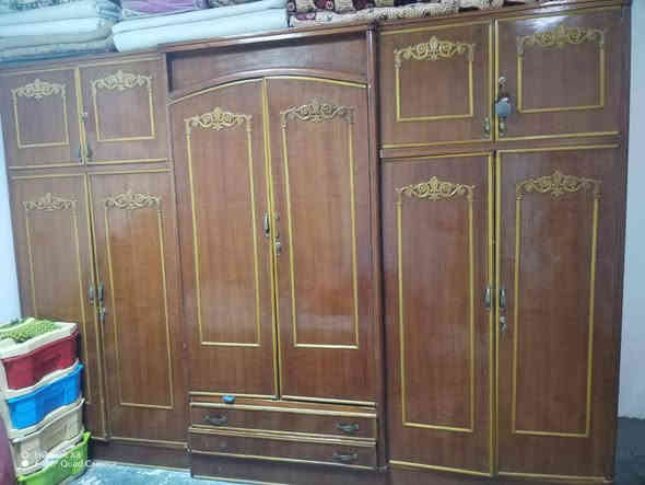 السلام عليكم غرفه للبيع خشب من هذا الزين المكان كربلاء الطاقة السعر 500 وبيها مجال للشراي***********
