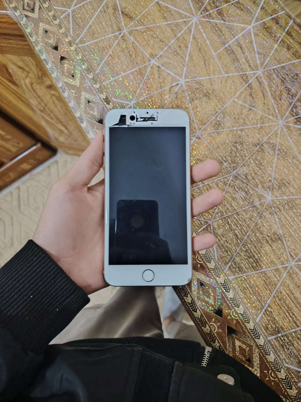 سلام عليكم موبايل ايفون ٨بلص للبيع نضيف بطاريه امبدله تقره ١٠٠ ذكراه ٦٤ بس شاشه تتبدله بيه ضربه من فوك ادفع سعر عجبني ابيعك


**إذا كنت صاحب هذا الإعلان وتريد حذفه لأي سبب، رجاءا أرسل رسالة إلى الدعم الفني**