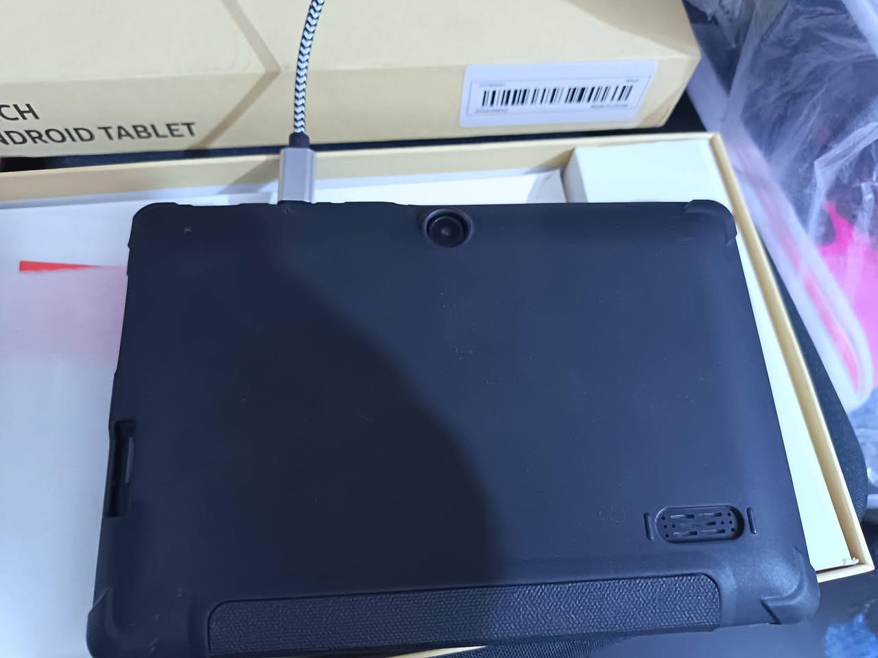 السلام عليكم ايبادات 2 
واحد الشاشة مفطرة تلمس نص لمس 
الثاني الجبير بس خطوط بالشاشة يعني محترگة يمكن من الظغط الي صاير عليها وياه ملحقات كيبورد وماوس وقلم وكيبل شحن
بطاريات عدد 2 ما اعرف لاي جهاز اعتقد مال تابلت
شاشات عدد 2 وحده مكتوب عليها Y20 والثانيه ما اعرف مال اي جهاز
شاشات عدد 2 مال تابلتات ما اعرف لاي تاب
البيع شلعه لاصحاب الاختصاص انطوني سعر وبالعافيه


**إذا كنت صاحب هذا الإعلان وتريد حذفه لأي سبب، رجاءا أرسل رسالة إلى الدعم الفني**