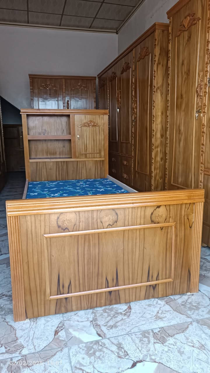 معرض ابو سيف للاثاث الراقي لبيع جميع انواع الاثاث الجديد العنوان سايدين الرشيدية حي بيسان مقابل دائرة الزراعة مجاور قصابة الشفاء للاستفسار و معرفة الاسعار التواصل على الخاص او الاتصال على الهاتف ***********
