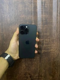 ايفون ١٥ برو ماكس • ٢٥٦ • قفل عنواني