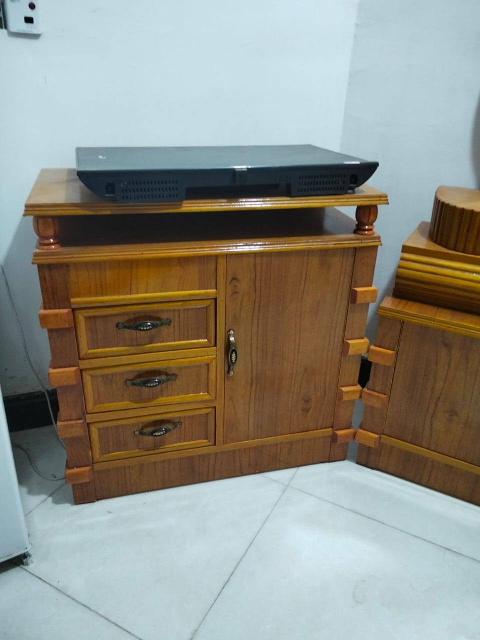 غرف لبيع جديد غير مستعمل 

العنوان خاجيه رقم ***********
