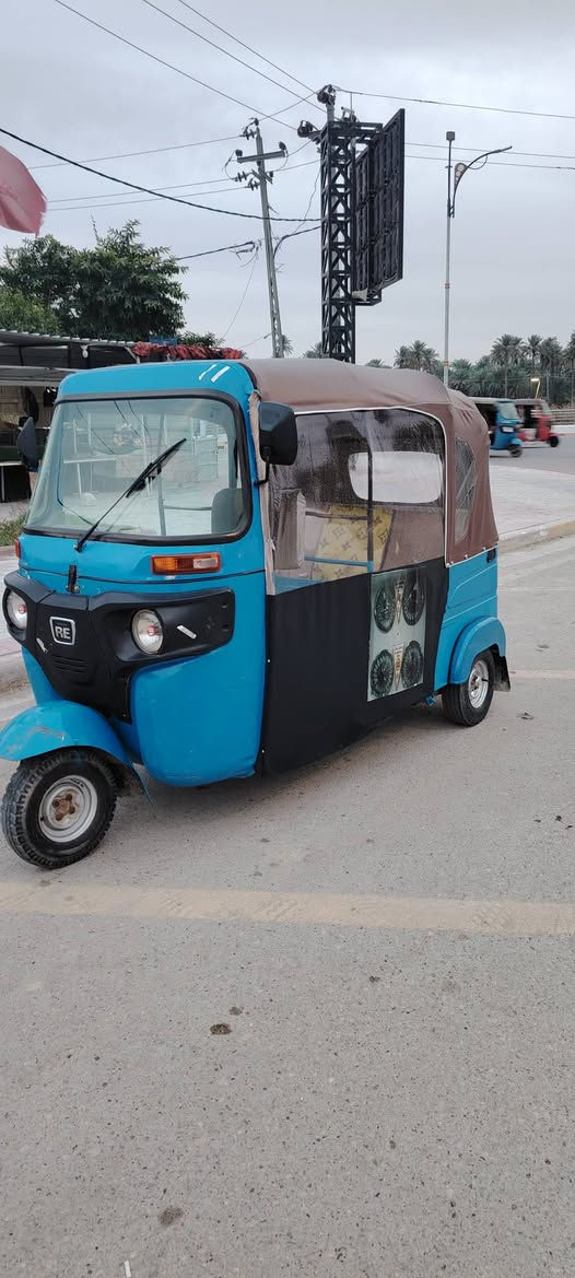 سلام عليكم بيع مستعجل تكتك2021باجاج مكفوله كافاله عامه رقم وسنويه والوحه نكليزي المكان واسط قضاء الحي رقم ***********
