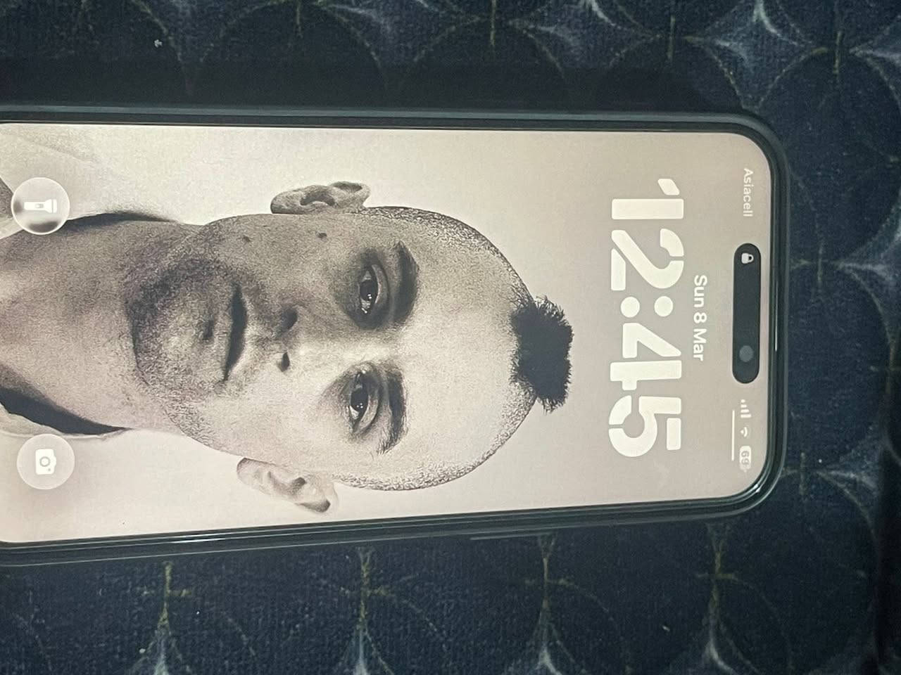 سلام عليكم 
15 pro max شرق اوسط
 استخدام قليل 
ذاكره 256 بطاريه 87 مبدل شاشه فيس إيدي شغال
ألوانها طبق الاصل 
السعر  850 ألف وبي مجال بسيط
العنوان : بغداد حي الجهاد


**إذا كنت صاحب هذا الإعلان وتريد حذفه لأي سبب، رجاءا أرسل رسالة إلى الدعم الفني**