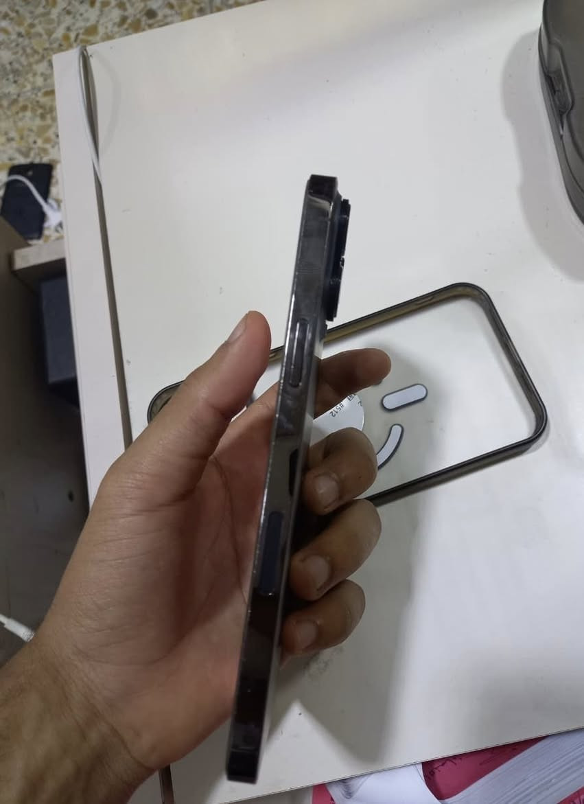 13 pro max
بطاريه 90
ذاكره 128 
الجهاز نضيف 
ما مفتوح ولا مبدل شي ✅

السعر 600 

بغداد العبيدي 

***********
