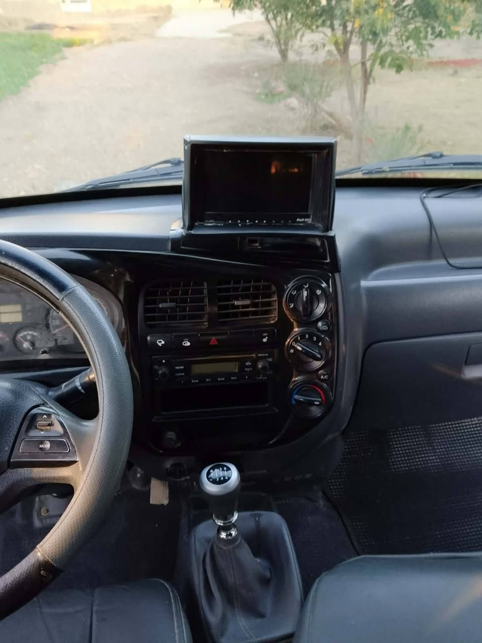 السلام عليكم كيا فحل موديل 14 بابل سياره جاهزه محرك گير اكسل تخم تاير تحويره 14 استند 27 مسكر تحويل ثاني مباشر رقم انگليزي سنويه ل29 المكان بابل حي الثوره ***********
