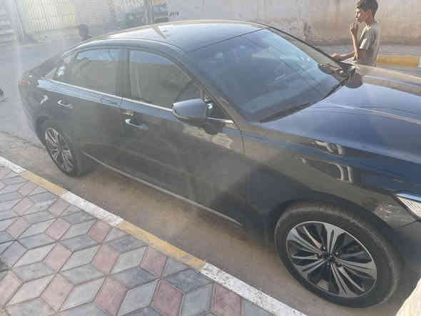 السلام عليكم 
Kia K8 2023
٦ سلندر غاز بلاد
مرقم باسمي
فول مواصفات عدا الفتحة
صبغ قطعه واحده وتبديل قطعتين بلادي نفس اللون 
سيارة جديدة 
السعر ١٩٠ وبيهه مجال 
*********** اتصال او واتس اب
