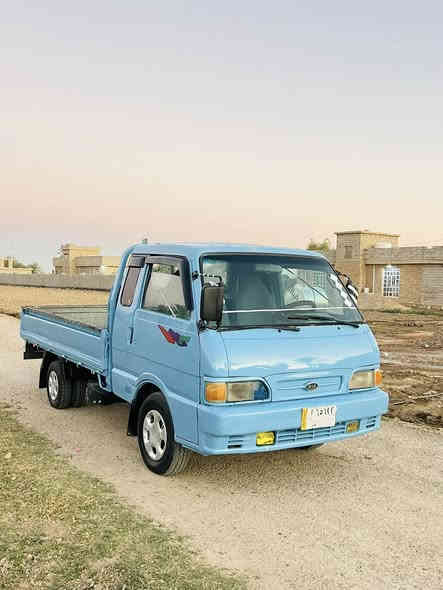 سلام عليكم كيه بنكو موديل 96 سيارة مكفوله من محرك وكير وكسل وصدر وشاصي وكهربائيات شغاله وقماره بلاديه وتخم تاير سيارة كلش حلوه مال جناي سعر 53 وبيه مجال مكاني رمادي رقم الهاتف ***********
