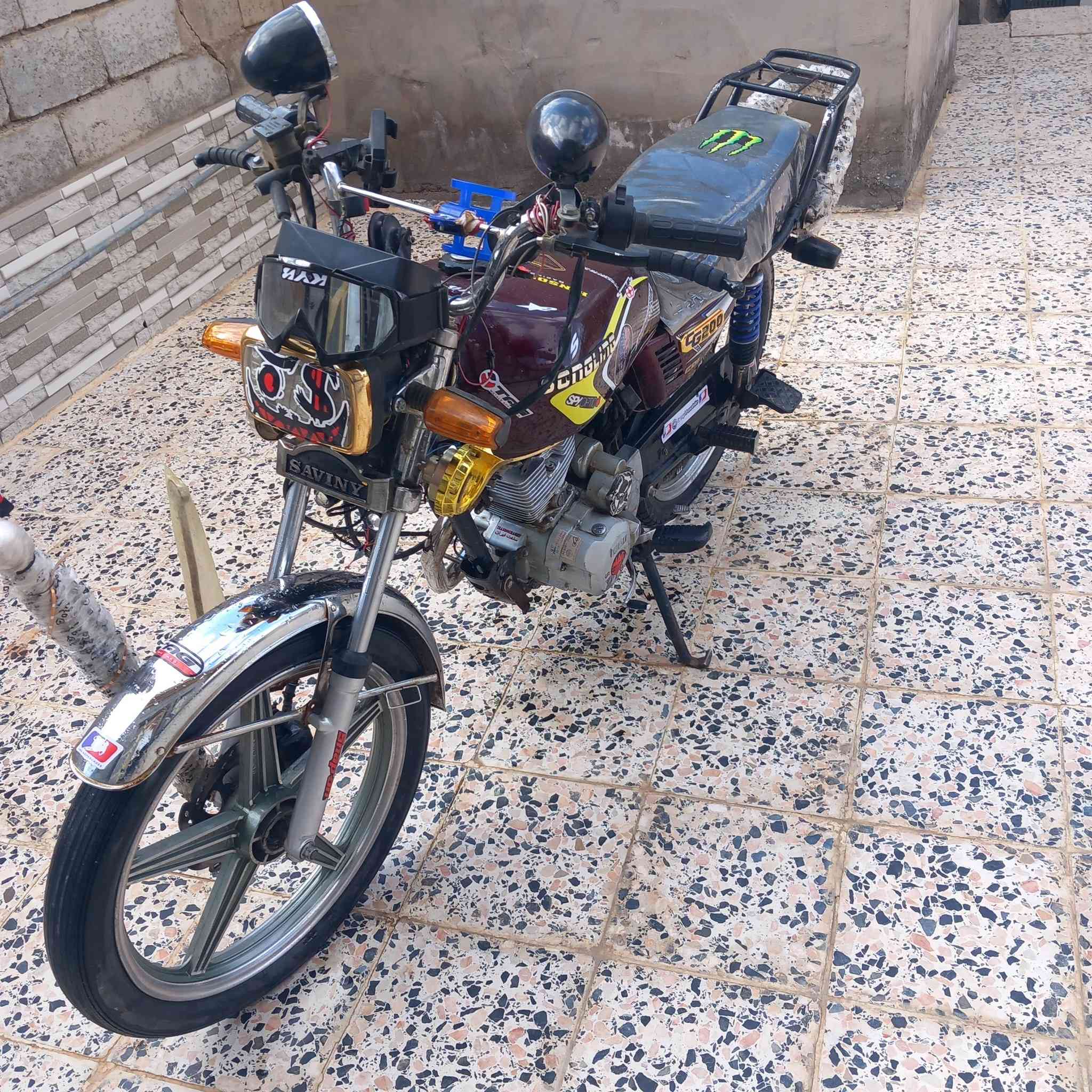 للبيع سيفان موديل 2020 
سلام عليكم دراجه سيفان للبيع موديل 2020  سعره 550 وبيه مجال دراجه نضيفه اي ضرر مابيه(الدراجه بيه بس اوراق الكمرك) والدراجه مبدل بيه بس كور  مكاني هيت بل معموره الشراي يتصل ع هاذ الرقم ***********
