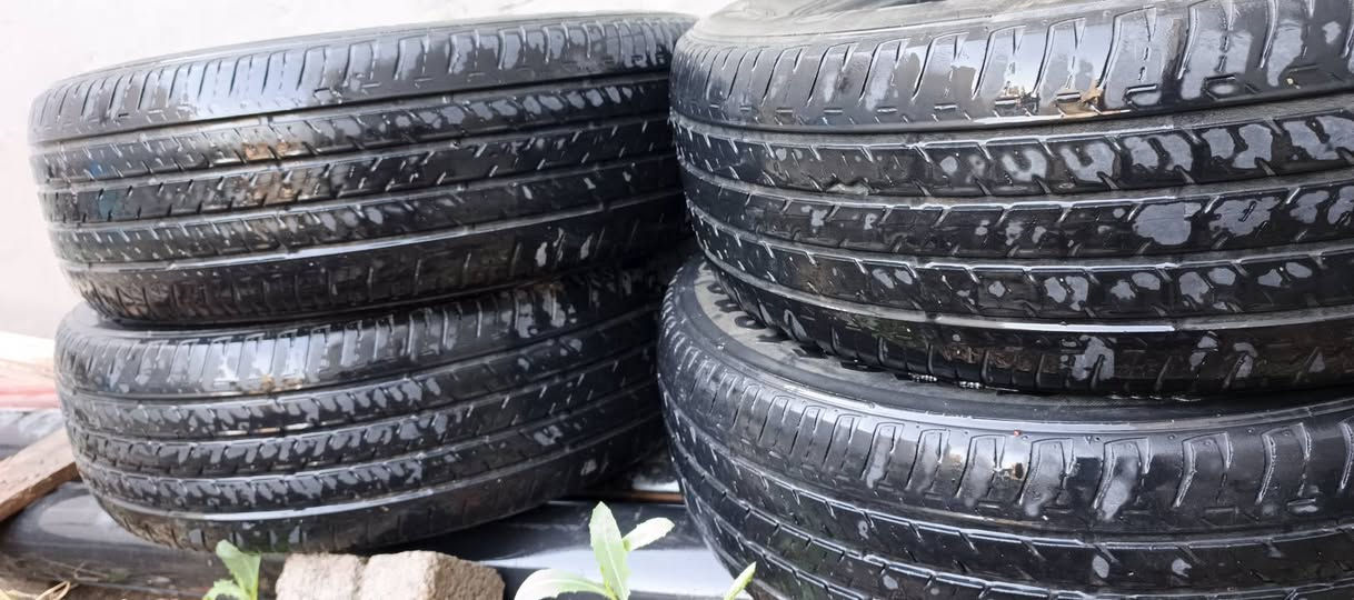 طخم تايرات حجم 205/65/16
للبيع  سعر 40 ألف
مكان سميل دهوك
***********
