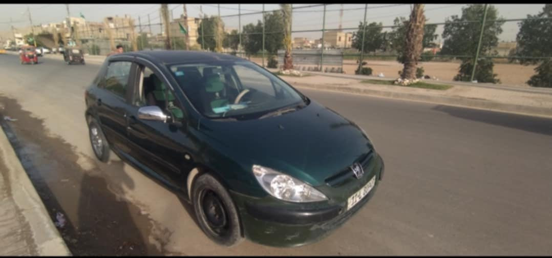 بيجو زيتوني فرنسي ٣٠٧ موديل 2005 محرك 1600 
بغداد بأسمي
مكينة كير جديدات
صدر وكهربائيات جديدة
صبغ وزلوغ قليلة
السعر 40 ورقة
فقط شراي يدخل خاص


**إذا كنت صاحب هذا الإعلان وتريد حذفه لأي سبب، رجاءا أرسل رسالة إلى الدعم الفني**