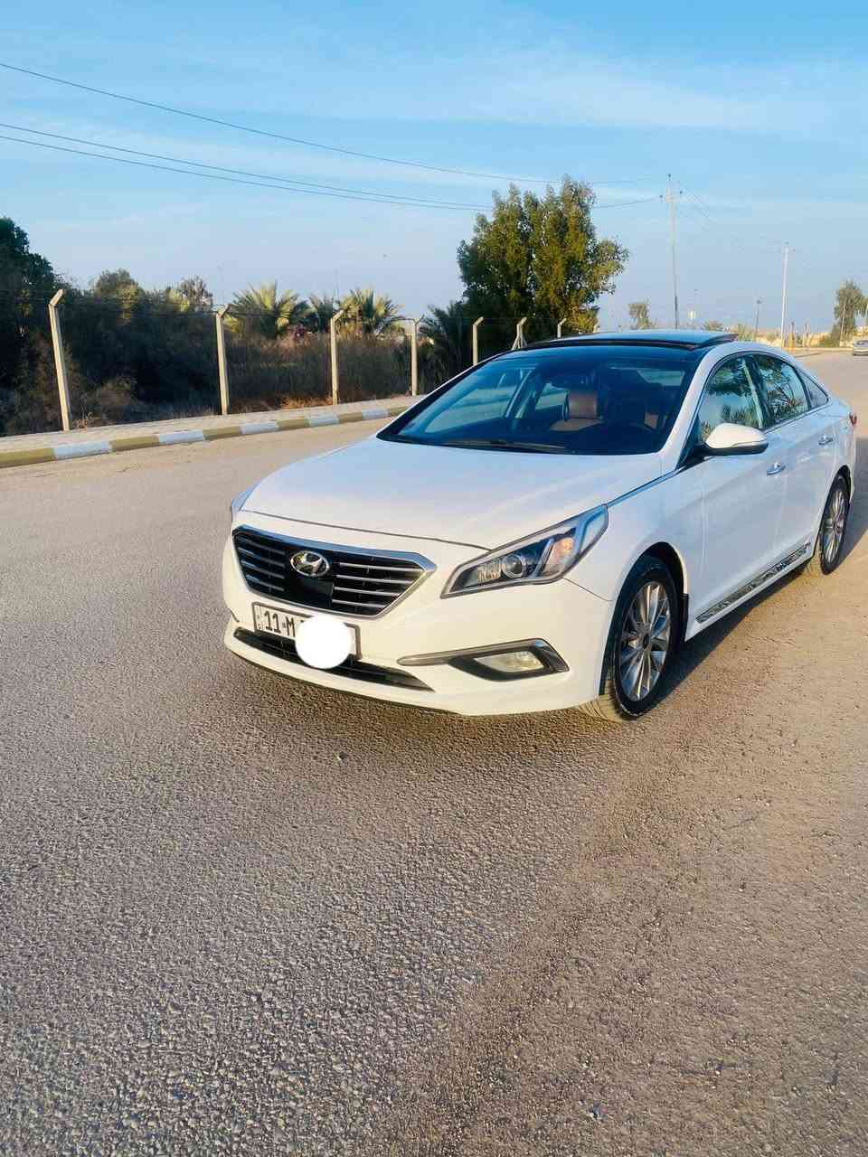 السلام عليكم
هونداي سوناته 2015 وارد 
مواصفاتها لمتت فول واحد على واحد 
دواخل ملكي كشن كهربائي تدفئه تبريد بردات خلفيه خزن ميموري 
حادث بنيد بدون دواخل والباقي كفاله صبغ وتبديل 
مكينه 2400 معلايه كازكيت تبريد تخم تاير حداديه جاهزة من كلشي بيع او مراوس مكاني ديوانيه 
***********
***********
