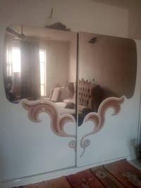 غرفة نوم • للبيع