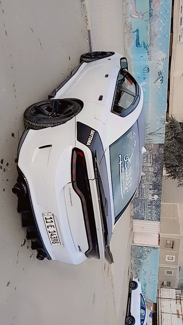 السلام عليكم جارجر 2018 رقم بغداد نص فول محرك 5700 ثانويه وهزه جديده باسمي عنوان السياره بغداد محادثه منشور بالصور ورقم الهاتف ***********
