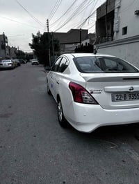 نيسان صني ٢٠٢٤ ماشيه ٤٤ الف السياره نظيفه صدر امامي خلفي جديد تخم تاير...