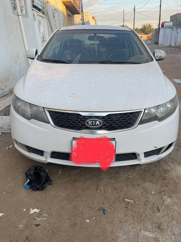 السلام عليكم عندي سيراتو ١١ اريد مراوس صني مكان السيارة نجف رقم اربيل القديم سنوية ساقطه من ٢٠١٥ بأسم كردي وعندي وكاله عامه مكينه وكير و تبريد وتدفئه كهربائيات كله مكفول 
للاستفسار على ***********
