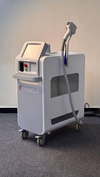 يتوفر جهاز ليزر جديد غير مستخدم اصدار 2025 الكاندلا الثلجي  وجهاز هيدر...