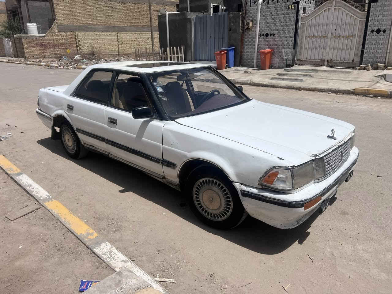 السلام عليكم سياره سيدان هارتوب سياره مكفوله من كص ونقل جثه والعيب الشرعي سياره رقم نكليزي رقم مثنى رعيه موجود تريد مداور مكينه بيه تخير سياره جاهزه مكاني ناصريه قضاه شطره سعر 17 رقم الهاتف ***********

