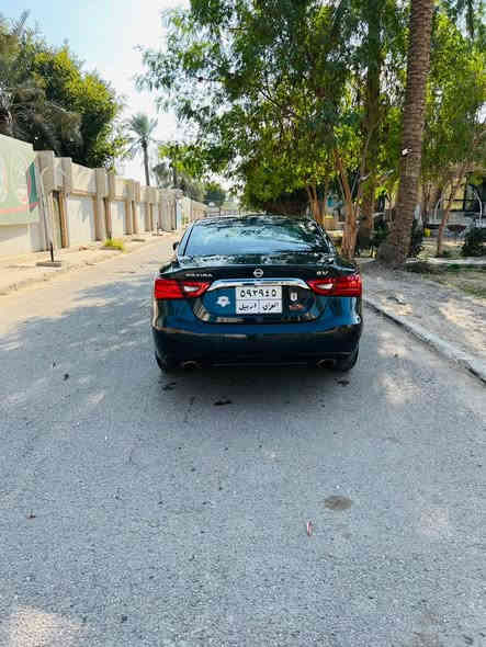 مكسيما للبيع موديل 17 ضرر جاملغ وحافه البنيد وصبغ بابين موجود يمك صور سونار وحادث
السعر 105 وبيه مجال 
للاستفسار ***********
