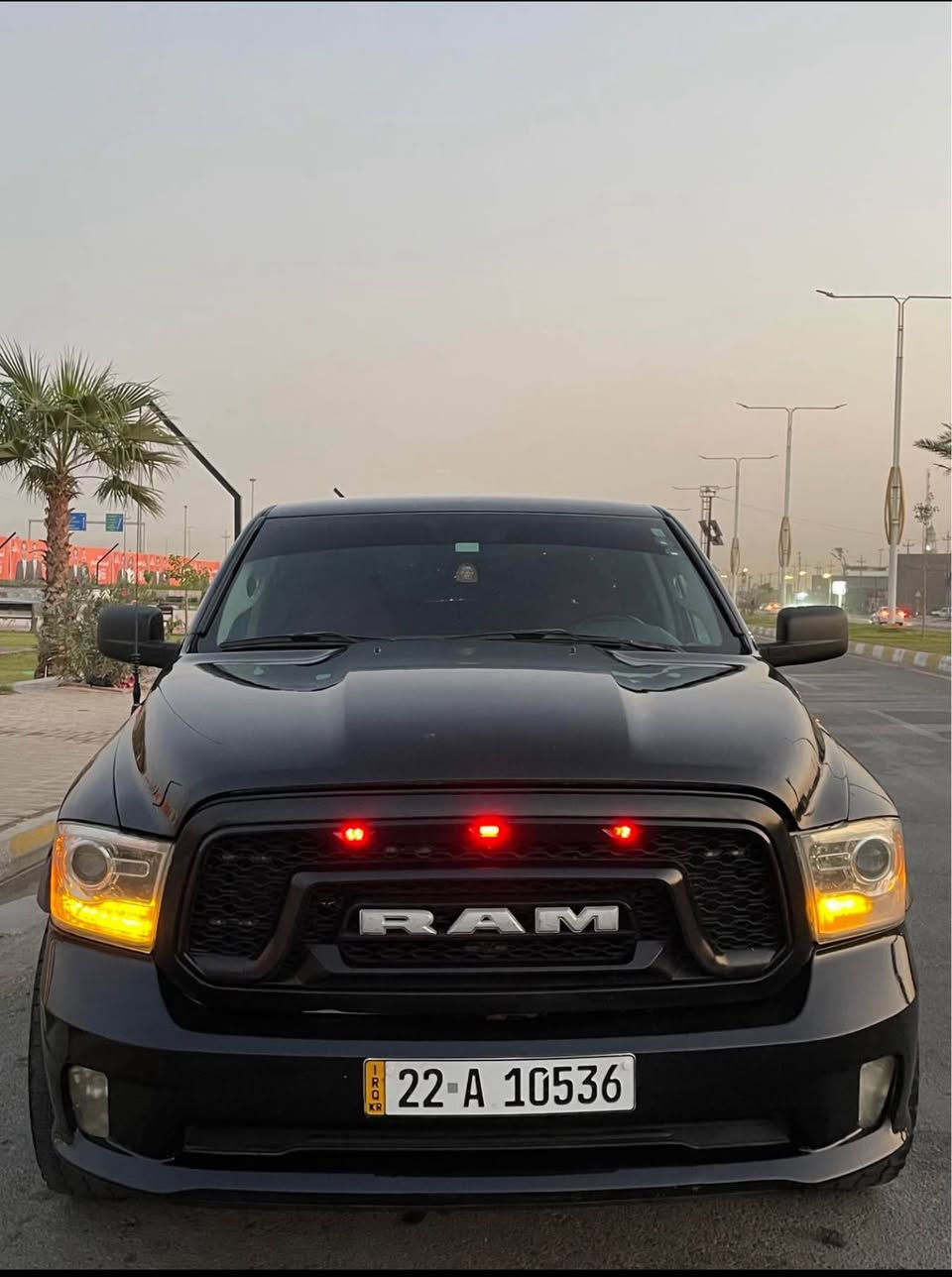 دوج رام مديل ١٨
8 سلندر
حادثه موضضح بالصوره والباقي كفاله عامه ترهم مراوس او بيع ***********
