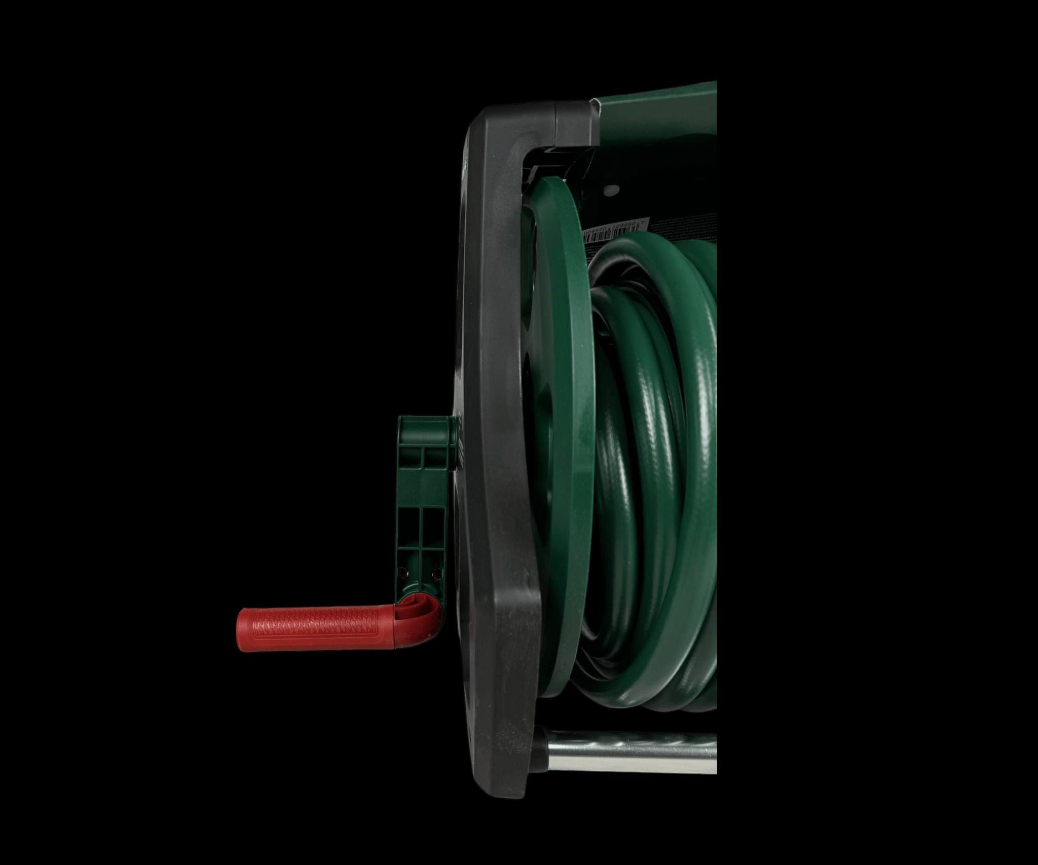 خرطوم ماء 20متر مع 4 نوزل

الاستخدامات

ري الحدائق والمساحات الخضراء بسهولة وسرعة

تنظيف السيارات والأرضيات الخارجية

استخدام متعدد الأغراض في المنازل أو المنشآت الزراعية الصغيرة

المميزات

طول مثالي يبلغ 20 مترًا، مما يتيح الوصول إلى الأماكن البعيدة بسهولة

توفير الوقت والجهد من خلال تصميم ذكي يساعد على إنجاز أعمال الري والتنظيف بكفاءة عالية

بكرة مدمجة مع مقبض دوران تسهّل لف الخرطوم وتخزينه بشكل مرتب دون تشابك

مواد متينة مصممة لتحمل العوامل الجوية مثل أشعة الشمس والحرارة، مع مقاومة عالية للتآكل

مقبض مريح يسهّل حمل المنتج ونقله حتى عند العمل في مساحات واسعة

نظام تركيب سهل يتوافق مع أغلب وصلات المياه القياسية للاستخدام الفوري

مرونة في الاستخدام، مثالي للاستخدام المنزلي أو الخارجي، مع تصميم يناسب جميع أنواع البيئات

أبعاد المنتج: الارتفاع 34 سم × العرض 30 سم ×الطول 30 سم يجعل التخزين سهلًا في المساحات الصغيرة

قطر فتحة الخرطوم 2سم

الملاحظات

يفضل تخزين الخرطوم في مكان مظلل لتجنب التلف الناتج عن أشعة الشمس المباشرة

تجنب تعريض الخرطوم لضغط زائد أثناء الاستخدام للحفاظ على جودته

تأكد من توافق وصلات الخرطوم مع مصدر المياه لديك قبل الاستخدام

السعر ـــــــــــــــــــ45
التواصل خاص


**إذا كنت صاحب هذا الإعلان وتريد حذفه لأي سبب، رجاءا أرسل رسالة إلى الدعم الفني**