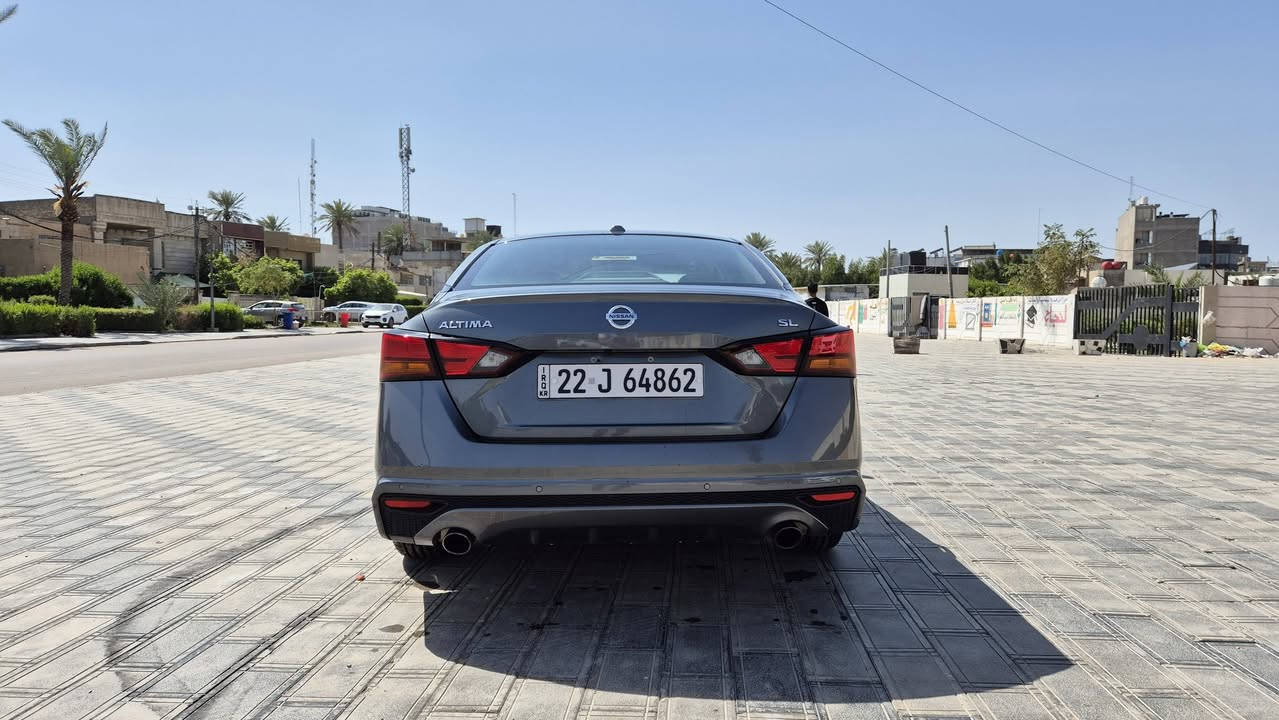 السلام عليكم ورحمة الله
SL للبيع نيسان التيما موديل 2020 فئه  يعني فول ١/١ جديده بدون اي نقص وارد امريكي ضرر قطعتين سطحيه بدون دواخل طبعا ماشيه 90,000 كيلومتر (قابل للزيادة) رقم اربيل سنويه باسمي شخصيا كير محرك صدر كله بلاد شركه بدون فتح صيانه دوريه وسيرفس جديد بدون اي نقص
مواصفاته
بصمة
سلايد
رادار امامي 
نظام خروج عن مسار فعال
داخل جلد كشنات حضن خياط
كشنات الاماميه كهرباء
سستم سماعات BOOS نوعيه فاخره 
هاند بريك بصمه
نظام اوتو هولد
داخل صاج فورميكا
تدفئه بالكشنات 
شاشه كبيره ومزوده بكار بلي 
كامره خلفيه 
اوتو استوب خلفي
نظام لايت زينون عدسه ابيض
اخوان ذكرت اغلب تفاصيله ومواصفاته والتجي فول وبدون نقص الحمد الله  
وسياره جانيه صارلي ٣ سنوات
رقم الشاصي : 
  1N4BL4EV1LC153992
مكاني بغداد / حي الجامعة
السعر / 138
رقم الهاتف / ***********
