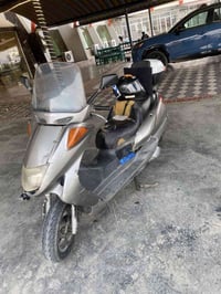 هوندا • دراجة نارية • نقص باتري