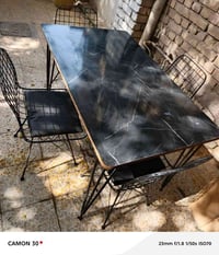 ميز طعام • مستعمل ٤ أشهر • حي تراث