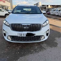 سورنتو ٢٠٢٠ • ٦ سلندر • ٧ راكب