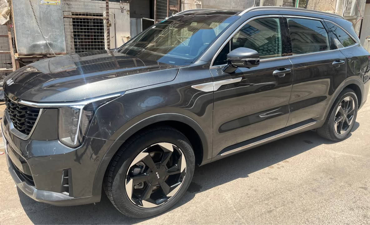كيا سورنتو فول الفول اس اكس برستيج 
أعلى مواصفات 
موديل 25 
باسمي 
بدون صبغ تبديل قطع بلاديه تفصيخ امريكي 
               
             بدون مراوس 
             بدون مراوس 

الدوره 
***********
السعر 260 قفل بغداد, العراق
