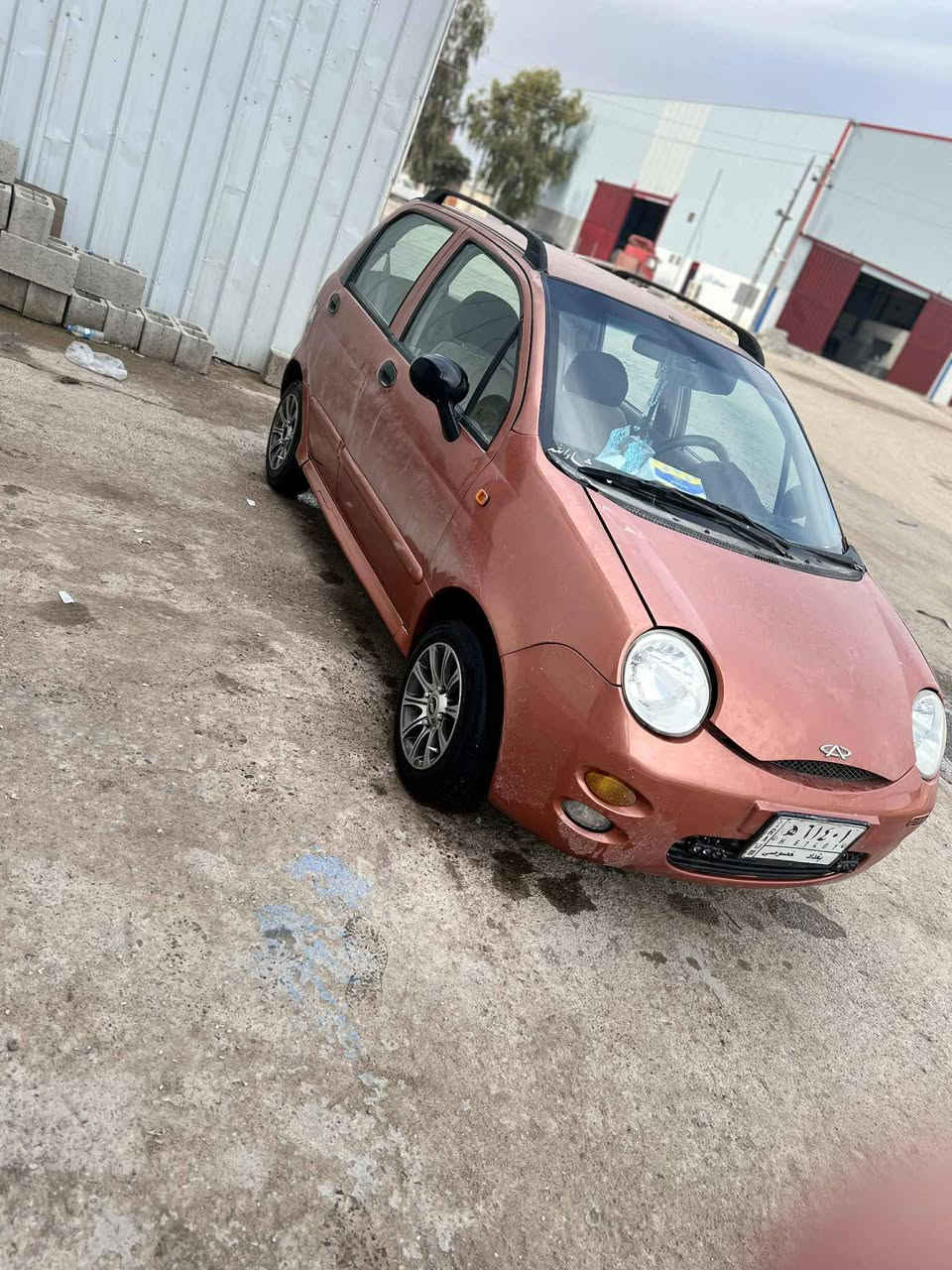 سلام عليكم شيري كيوكيو موديل 2008كير محرك يارس كير اوتو صاحبها ابكركوك سياره جاهزه بطاقة بانزين بيها كهربائيات كير محرك صدر امامي خلفي كلها ابشرط تايرات باتري جديد للبيع سعرها٣٥للأستفسار***********
