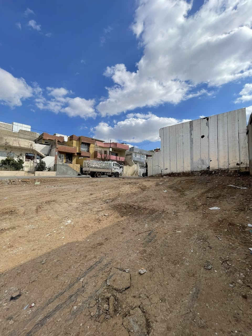 📍زەوی بـۆ فـرۆشـتـن گـەڕەکـی ئـازادی نـزیـک یـاریگای هاوکاری   

📐130 مـەتـر  

📏پـێـشـی/ 9.5 به 14.50

🛣️شـەقـامـی/ 12 به 10  

🌕 ڕوو / گۆیژە  ناوشار

بۆ وەرگرتنی شوێن ژمارە ( 1 ) لە کۆمێنت بنوسە

‎ڕیکلام کردنی خانوو شوقە زەوی باخ ڤیلا بەکرێدان بێ بەرامبەر ڕیکلام تان بۆ دەکەین یان کڕینی ھەر موڵکێ 

0773 697 8984☎️

https://www.facebook.com/share/g/1DyuXEMFQY/?mibextid=wwXIfr
