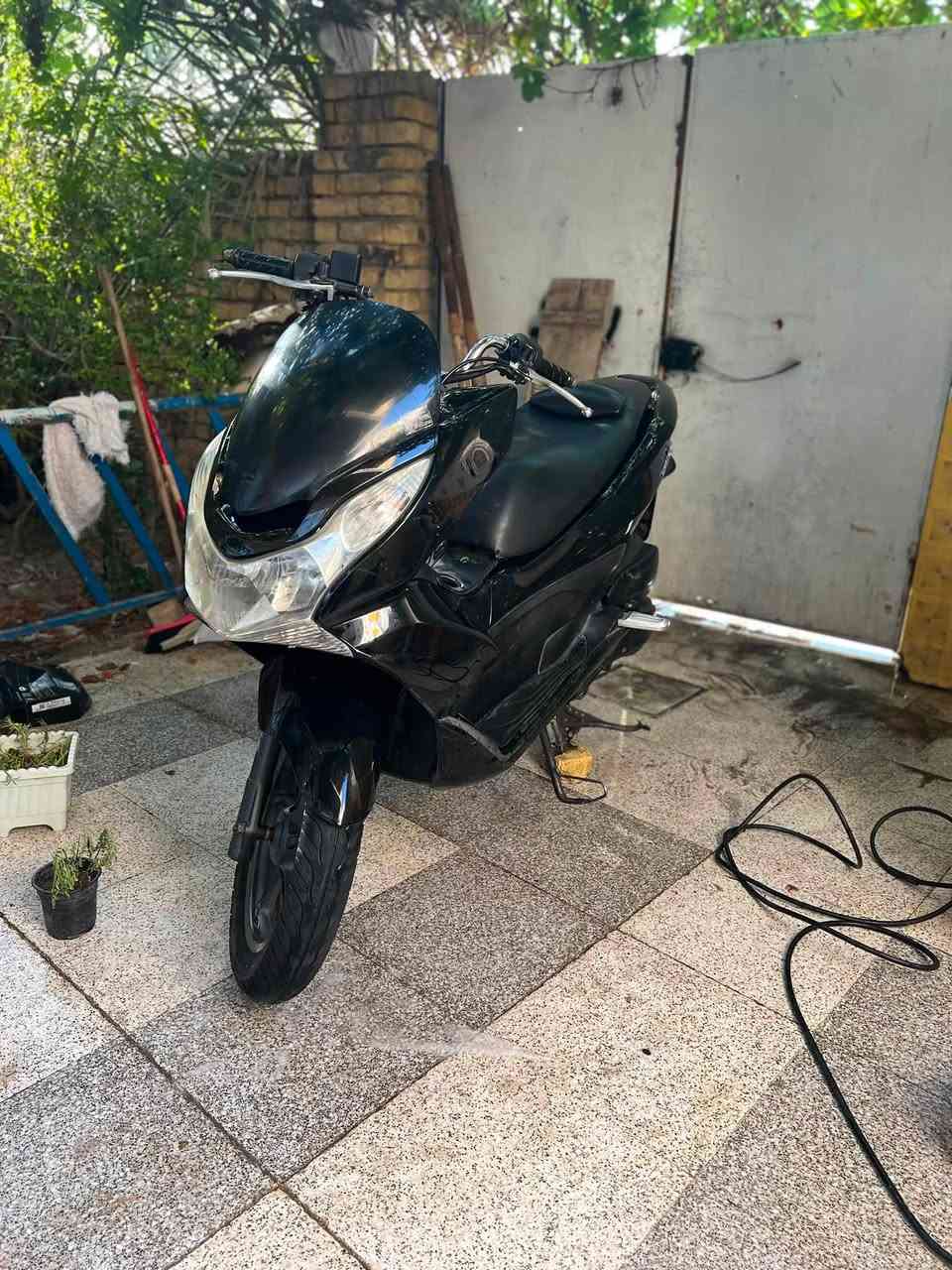 يا الله السلام عليكم دراجه RCX للبيع الدراجه خير من الله نقص فقط قبق بلستك مال بانزين كدامك واضح بل صوره الدراجه ماشيه ٦١ الف الدراجه خرسه بل مشي ونضافتهه شوفت عينك السعر خاص او عل رقم ***********بي واتساب مكاني كوت
