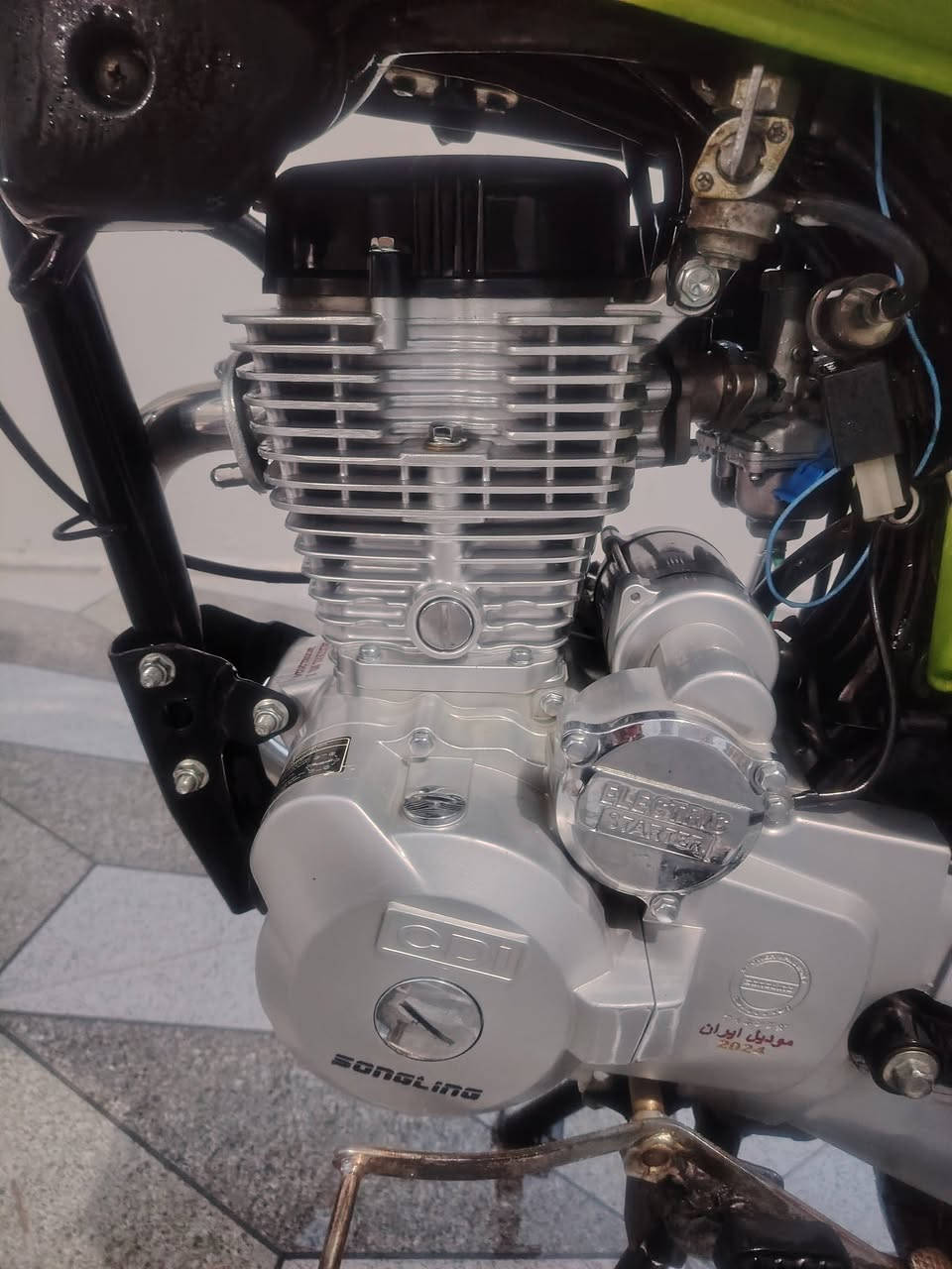 السلام عليكم
دراجه سيفان 24 كفاله عامة
من التاير للتاير مابي اي نقص
صالنصة كاتم محرك 150مكفول
المكان ديالى المقدادية تقاطع الوجيهيه
للاستفسار الاتصال على الرقم ***********
