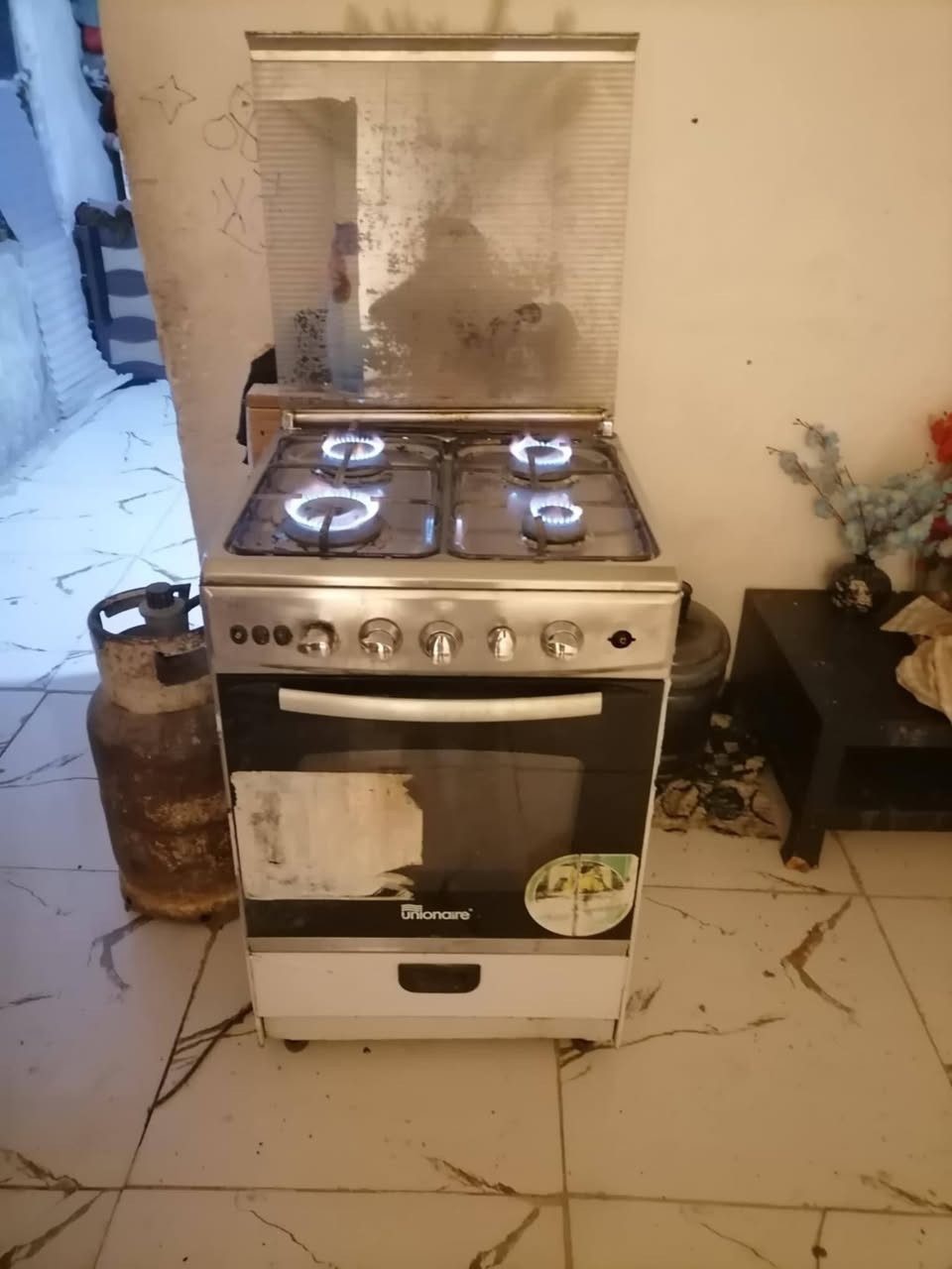 غراض للبيع مكان دوره ابو دشير اكو توصيل شراي وتساب ***********
