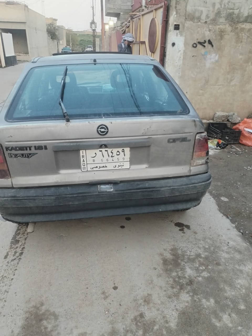 اوبل كاديت وضع شراكة محرك بي صرف حجم 18رقم الماني شرط التحويل بيها دواير مصلحه فقط السعر 27وبيها مجال توصل ***********
*********** مكان موصل ايسر
