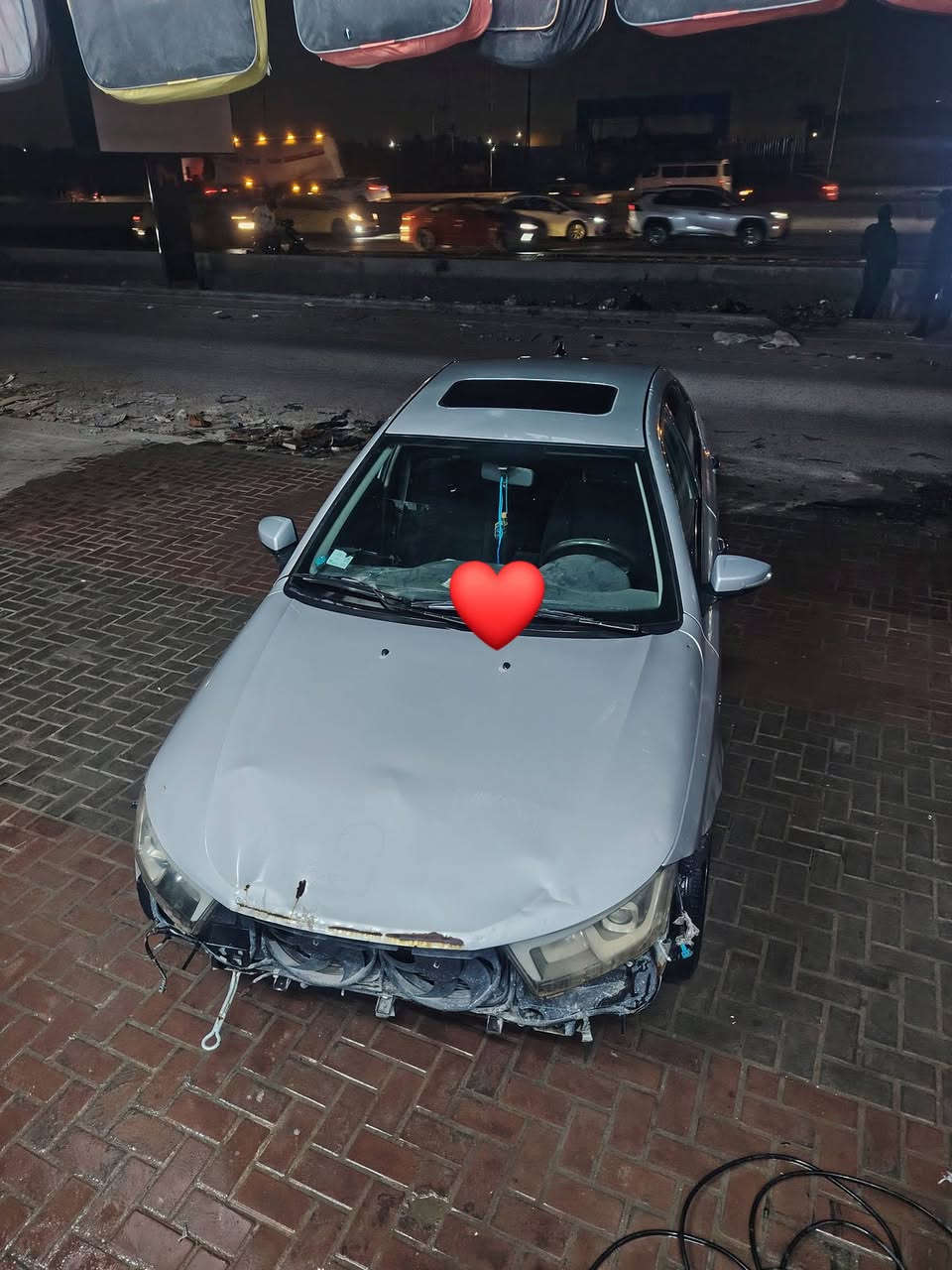 السلام عليكم ورحمة سمند فرنسي 2018 السياره كلك لا اندل راعين ولا عدي السنويه اتكفلك بس سرقه او عشاير  السياره جاهزه من كلشي كير مكينه تتفه تبريد كشنات كهرباي شاشه فول فتحه كير عادي السعر 18 ورقع او بيهه مجال التواصل *********** بس دعاميه عوزهه المكان بغداد الشعب
