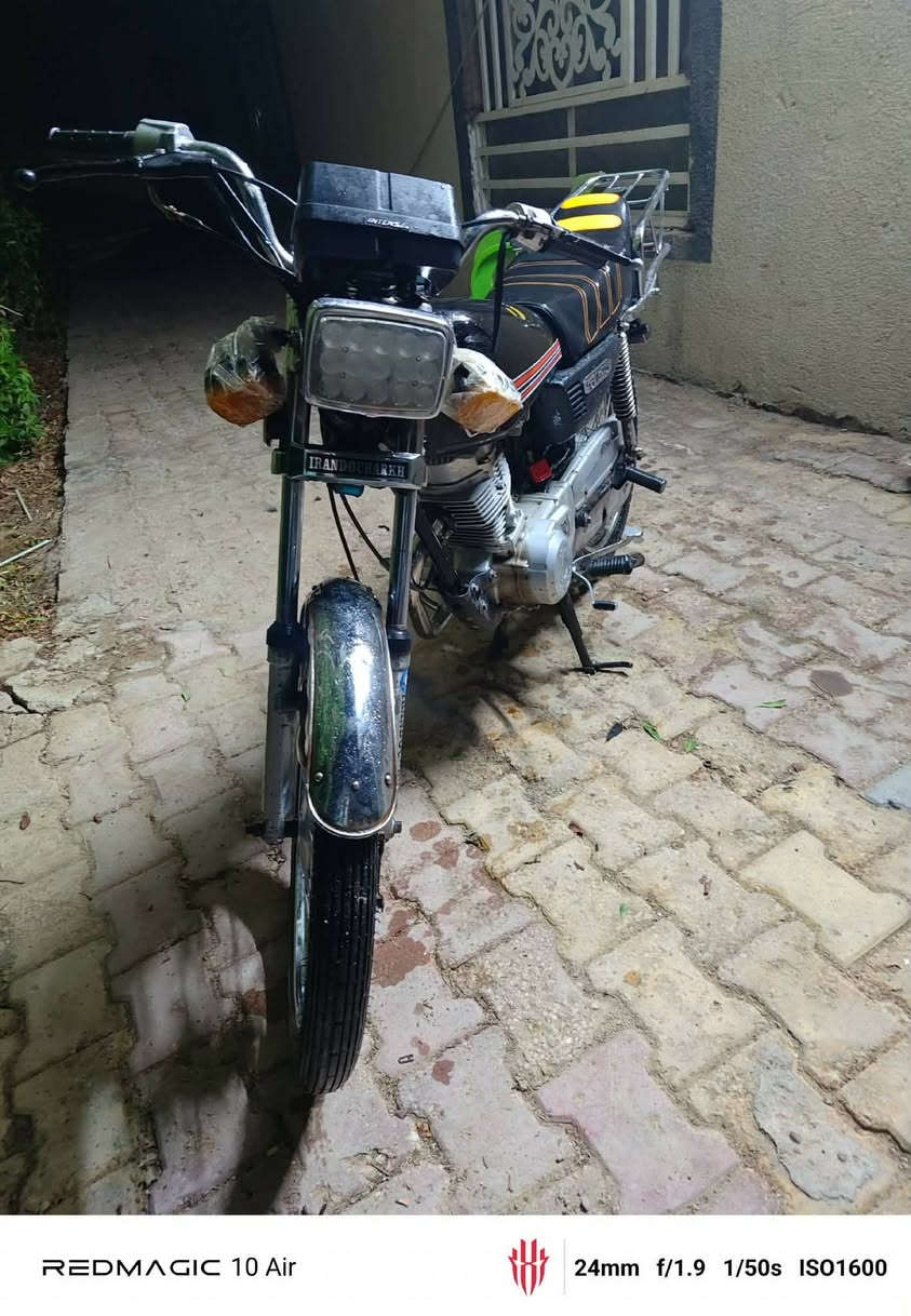 سلام عليكم إيراني للبيع أوراق اصولي موديل 2019 سعرها 550 وبيه مجال مكان كربلاء مكلف بل نشر هاذه رقم راعيها للستفسار 0785 821 2738
