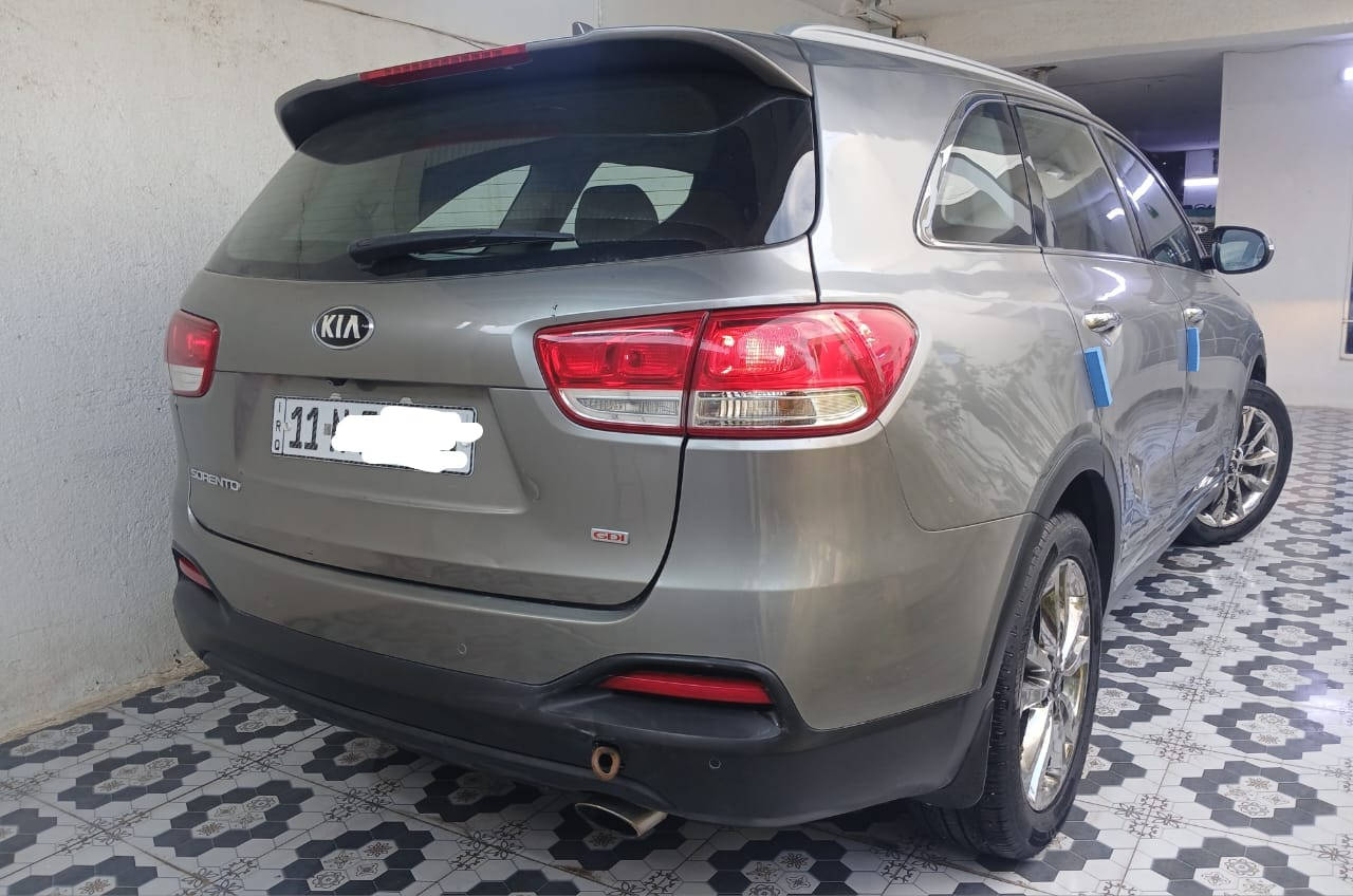 سلام عليكم
للاستفسار ***********
سعر🛑 144🛑
سورنتو 2017 رقم بغداد بسمي مشروع وطني رقم دولي سنوية لل30 تحويل آي مكان 4 سلندر 7 راكب كشنات جلد بصمة كشن كهرباء  شاشة كبيرة تحكمات ستيرن كامرة خلفية حساسات أمامية حساسات خلفية داخل صاج اسود بالكامل بصمة أبواب يدات ضوئية ويل كب 20 كروم انضمة قيادة ECO و Sport رياضي كشنات تدفئة وتبريد شاشة لمس تبريد ثلج سستم نيكل بلادي مري جانبية كهرباء تبريد بيانو لمس سيارة جديدة وبدون نقص سيارة بيه خشم البنيد و الدعامية ابيع صبغ حزام سيارة جهازة صدر جديد وتخم تاير كوري مكان بغداد
