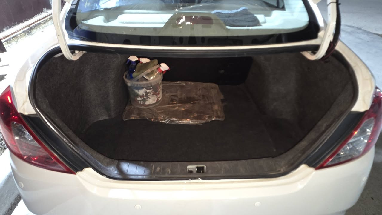 السلام عليكم نيسان سني ٢٠٢٠ رقم بغداد ماشية ٣٧ سيارة جاهزة من كل النواحي بيها بس بارد قليل بباب الصدر السيارة اجمل من الصور  السعر ١١٥ مكاني بغداد ***********
