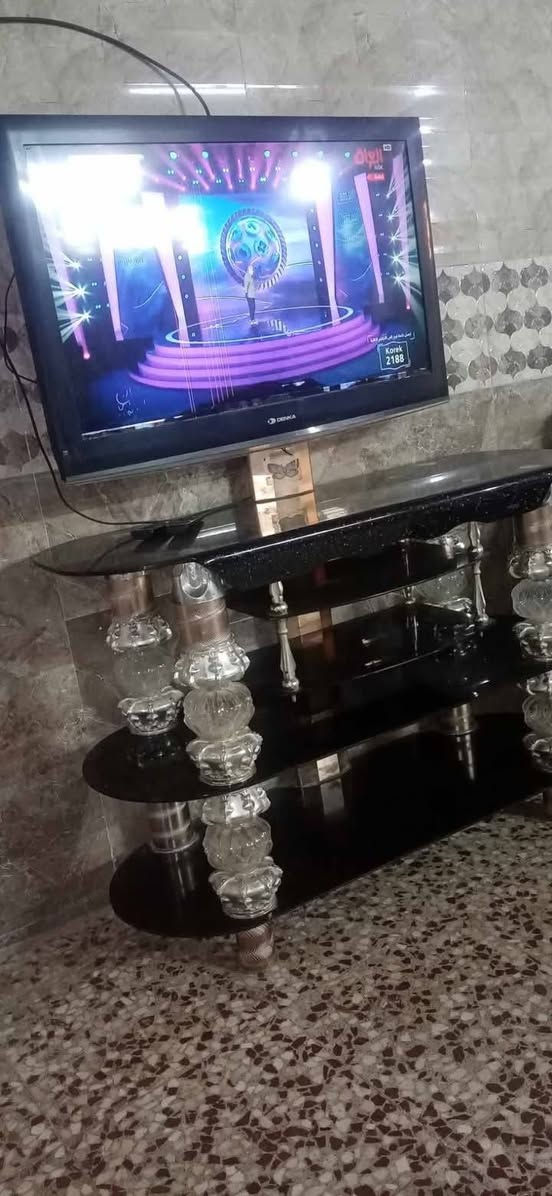 شاشه وحده قياس ٤٣ وثانيه ٤٢  ام ميز بيه خطوط مامثره ع شاشه تشتغل


**إذا كنت صاحب هذا الإعلان وتريد حذفه لأي سبب، رجاءا أرسل رسالة إلى الدعم الفني**