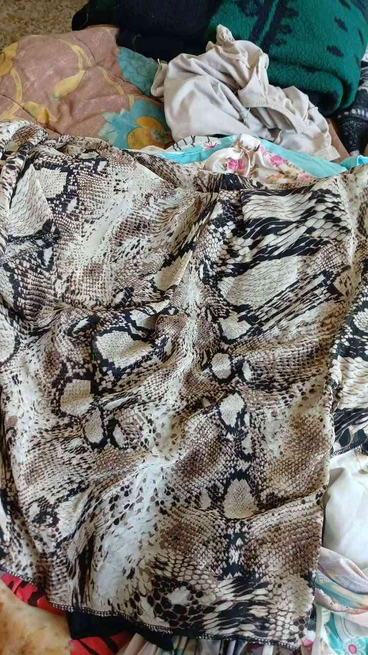 السلام عليكم ملابس للبيع حطي سعر بنور الله وخذي ..


**إذا كنت صاحب هذا الإعلان وتريد حذفه لأي سبب، رجاءا أرسل رسالة إلى الدعم الفني**