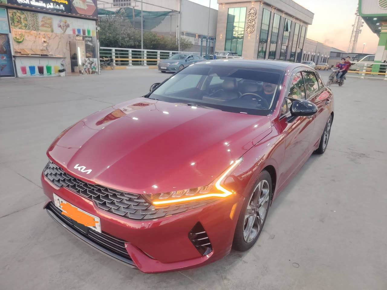 سلام عليكم كي فايف ٢٠٢٢ وارد أمريكي رقم بغداد بسمي سياره فول مواصفات EX أعلى فئه كشنات جلد تدفئه تبريد كشن سياقه ذاتيه أربعة انضمة قياده ذاتيه ومن الاخير مفوله مواصفات ماشية ٥٩ ميل السعر ١٦٧ وبيه مجال مكان السياره بغداد الشعب ***********
