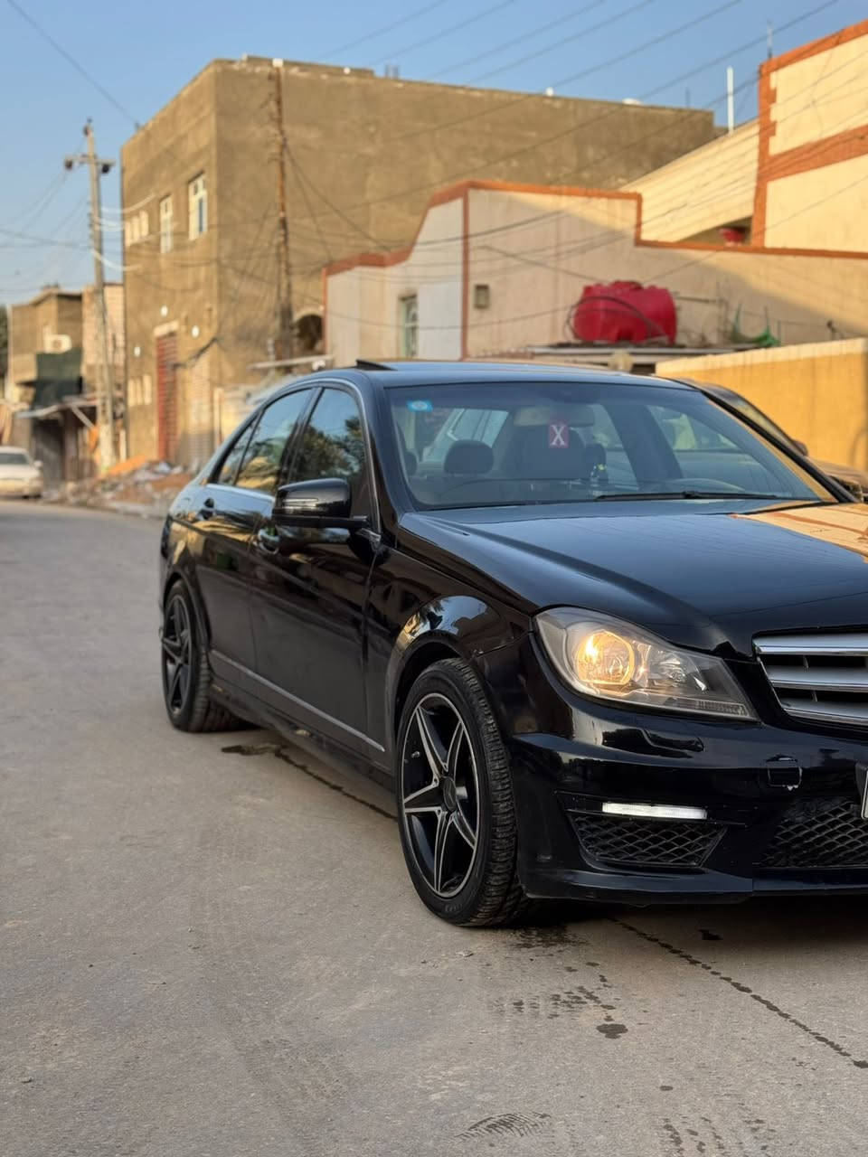 مارسيدس C300 مديل 2012 وارد أمريكي بيها 3 قطع صبغ بدون دواخل سونار مرفق ماشية 142 محرك V6 المرغوب فول مواصفات 1/1 فتحة بصمة كشنات جلد كهربائي تدفئة وتبريد ثلج تحديد مسار مانع انزلاق تحكم ستيرن خزن ميموري حساسات أشاير بل مري كير عادي و اوتو سبورت 6 نمر بعد بيها هواي مواصفات محرك كير خير من الله حدادية تخم تايرات جدد السياره جديده بمعنا الكلمة واحلئ من الصور رقم بغداد الجديد مشروع وطني تحويل مباشر السعر 116 بيها مجال بسيط مكان السياره بابل مركز المدينة ***********
