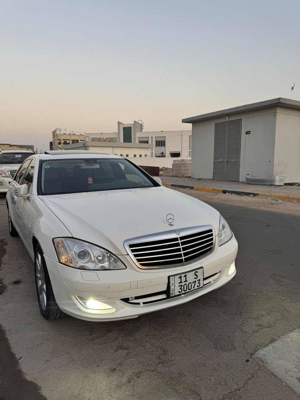 للبيع وارشدي 2007وارد يابان سيارة كارتون ماشية 100الف رقم بغداد 550للبيع او مراوس السعر210مكاني بصرة الاستفسار على رقم***********
